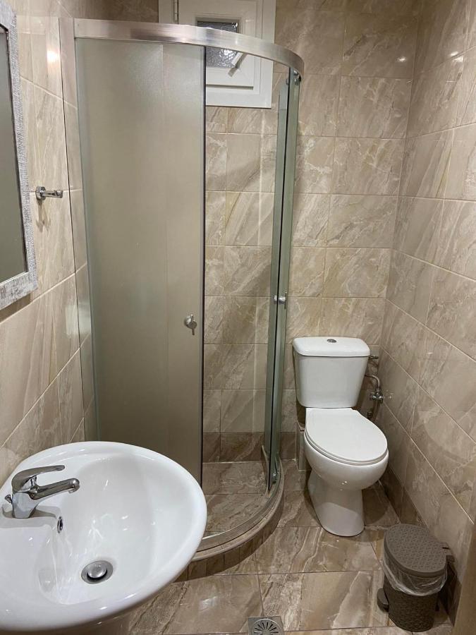 Ifos Apartments Salonicco Esterno foto